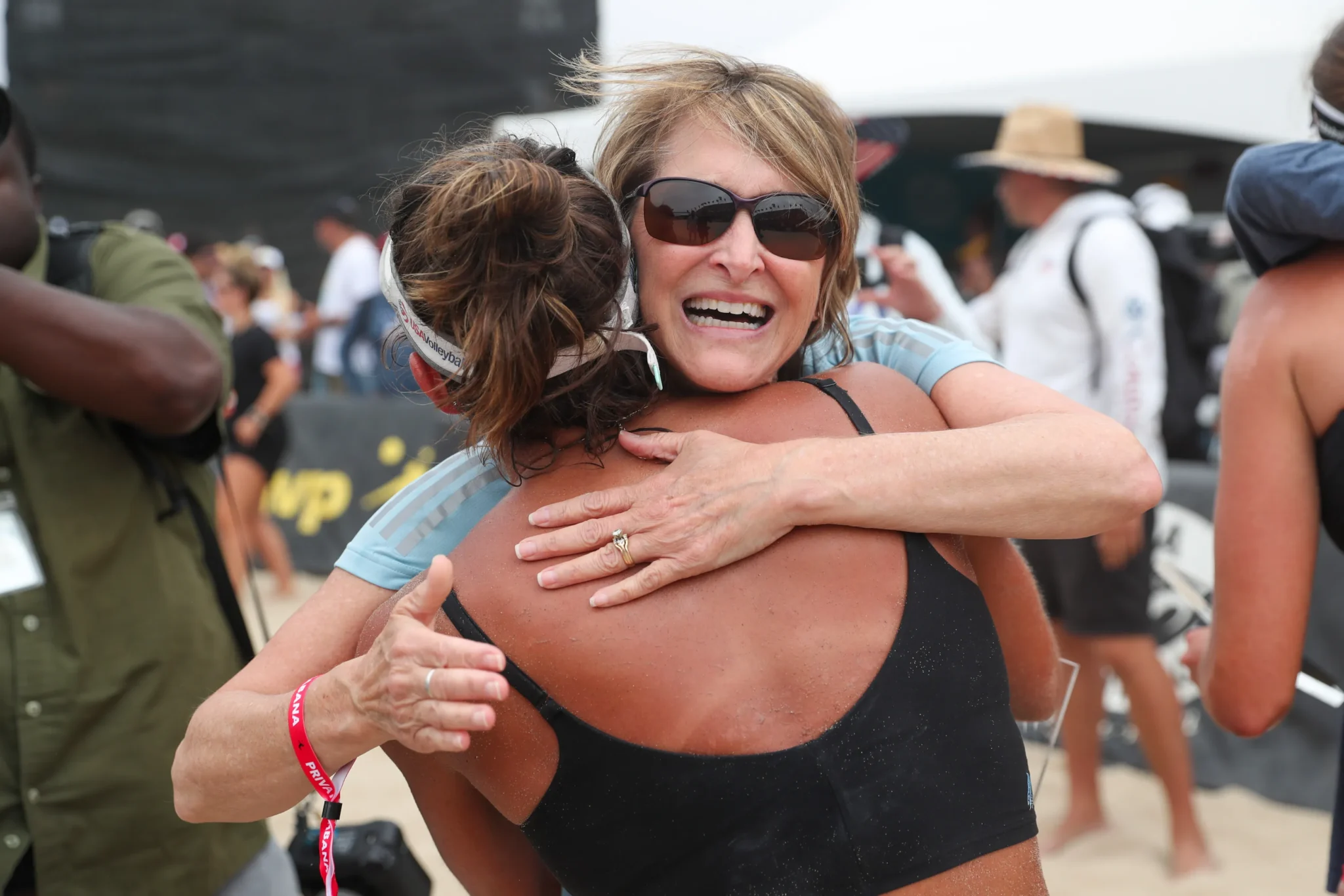 2022 | Giving Mama A Big Hug After The Finals